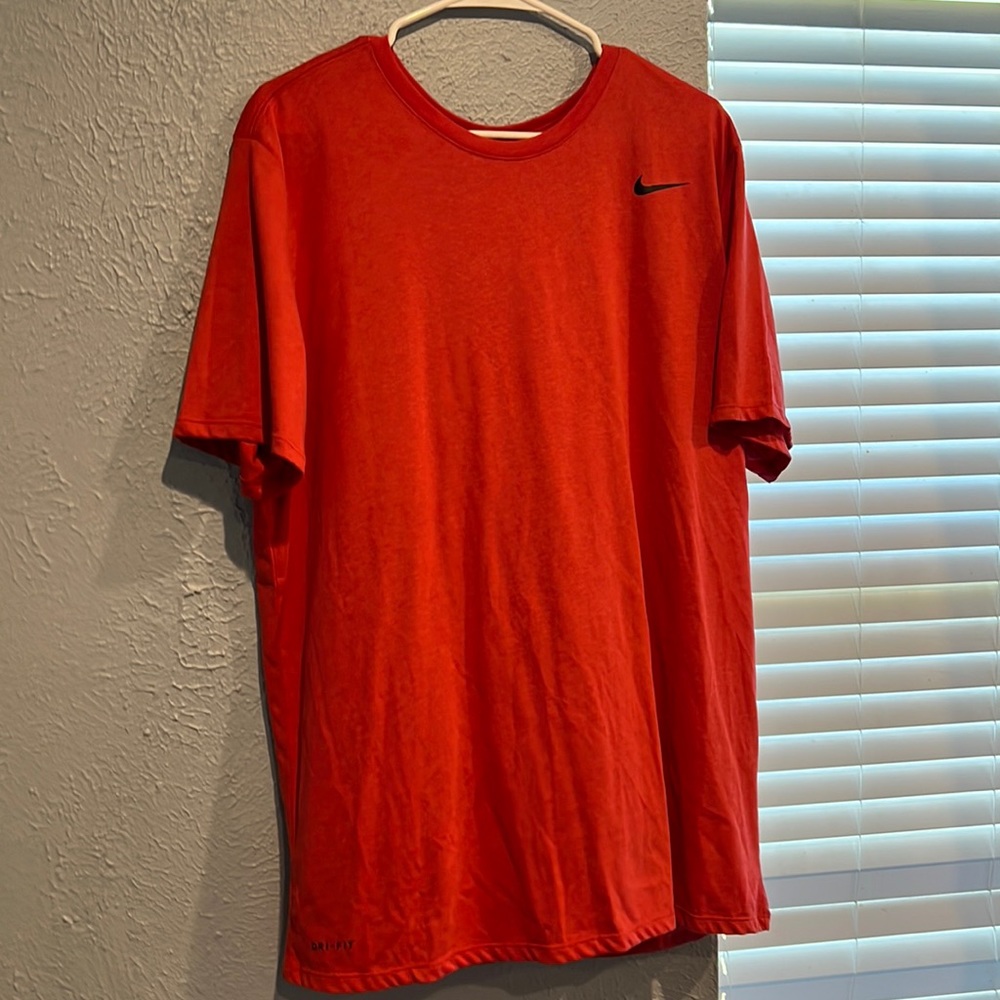 Nike Tee